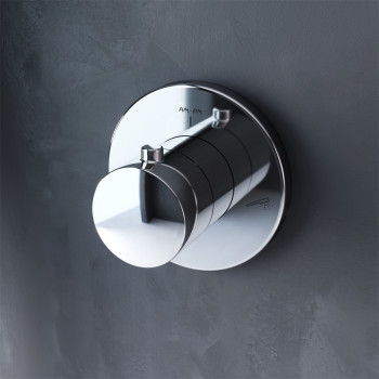 Переключатель на три положения, монтируемый в стену