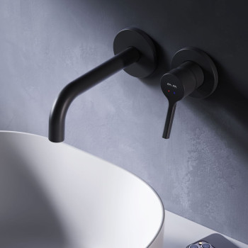 Смеситель для раковины, монтируемый в стену