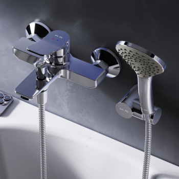 Смеситель для ванны и душа c душевым набором