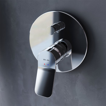 Смеситель для ванны и душа, монтируемый в стену