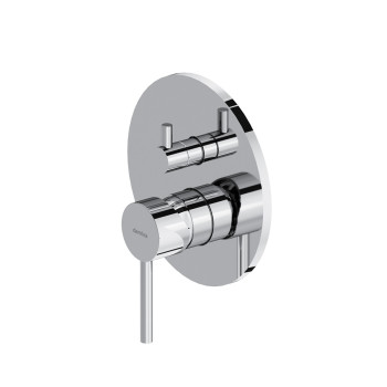 Смеситель для ванны и душа, монтируемый в стену