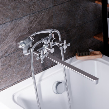 Смеситель для ванны и душа, с длинным изливом