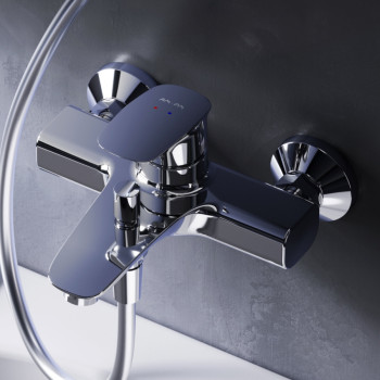 Смеситель для ванны и душа
