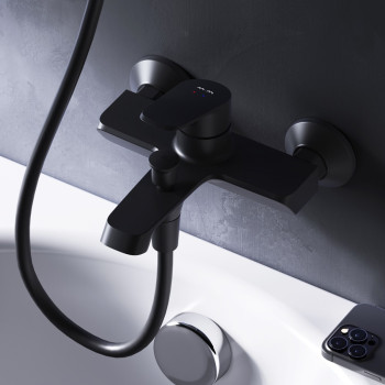 Смеситель для ванны и душа