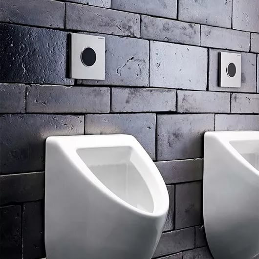 116.035.SN.1 HyTroniс, ИК привод "Sigma10" для писсуара, 1,5В, хр.мат. / полиров.. / нерж.сталь. Фото 3