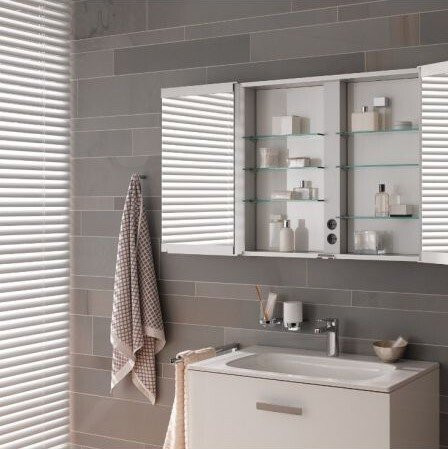 12803171301 ROYAL MATCH Зеркальный шкаф 1000х700х160 мм LED подсветка вертикальная. Фото 4