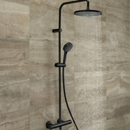 26426670 HG Vernis Blend Showerpipe 240 термостатическая душевая система, матовый черный. Фото 5