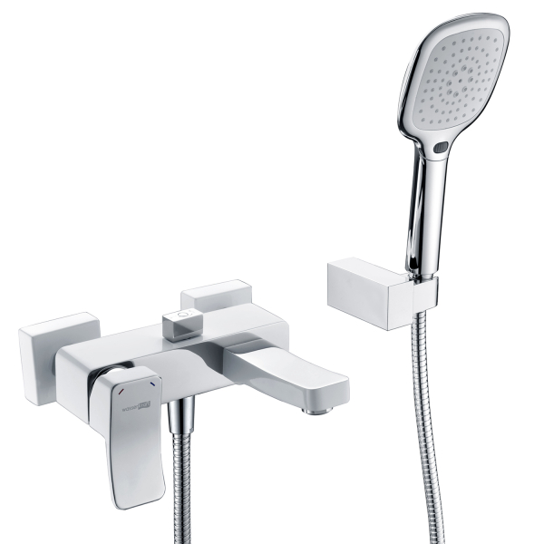 Aller 1061WHITE Смеситель для ванны с коротким изливом. Фото 1