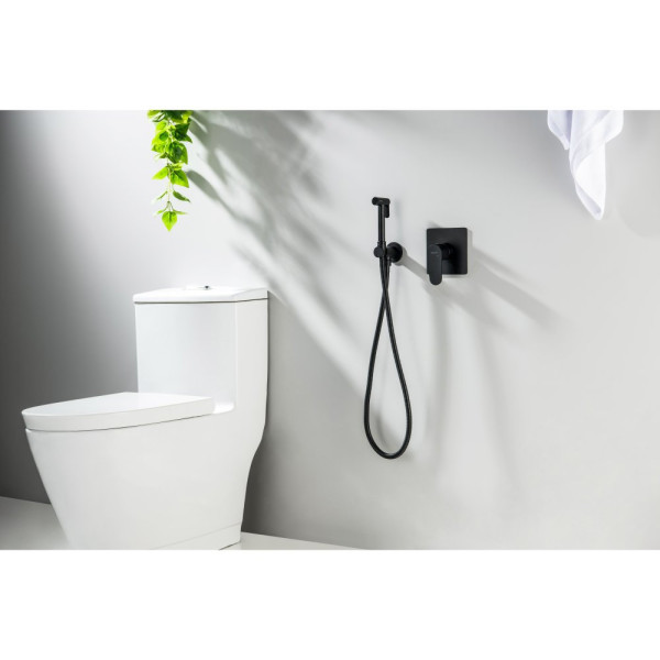 AQ1219MB ОБЕРОН набор с гигиеническим душем (смеситель + гигиеническая лейка + шланг + шланговое подсоединение с держателем), матовый черный. Фото 6