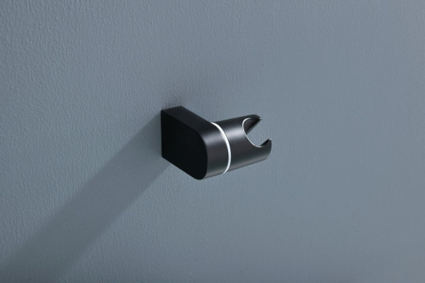 AQ1249MB ОБЕРОН смеситель для ванны с душевым набором 3jet, матовый черный. Фото 2