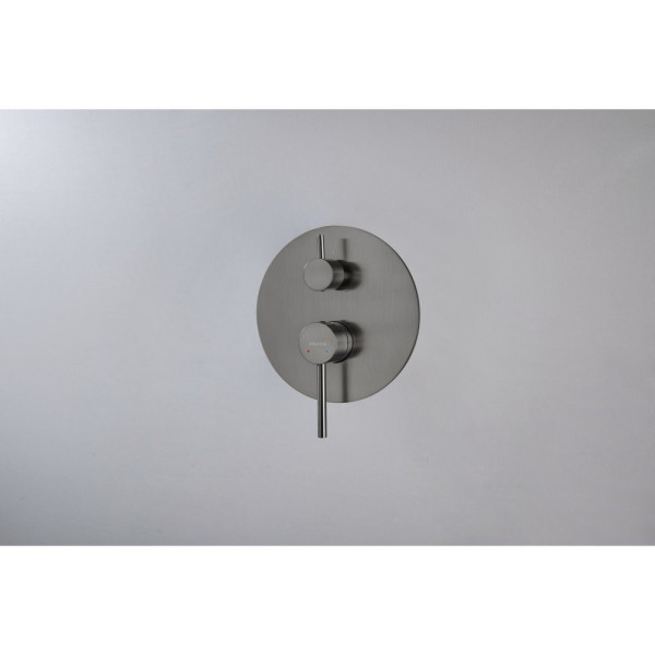 AQ1346BGM ЕВРОПА смеситель для ванны 2 режима (внешняя и скрытая часть), оружейная сталь (шлиф. черный хром). Фото 4