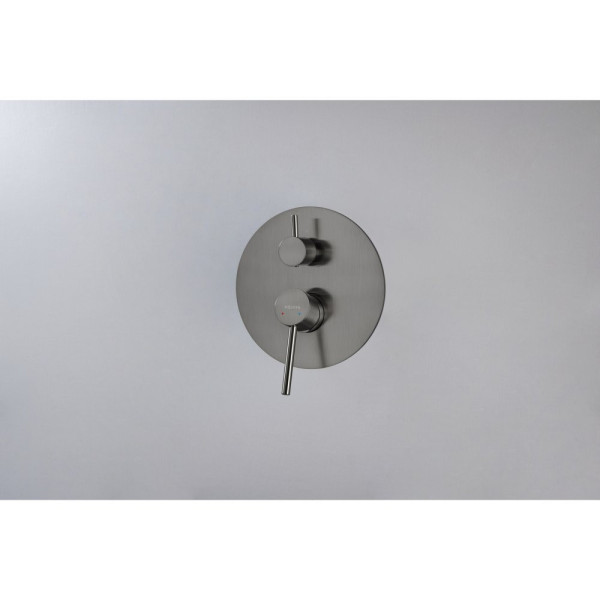 AQ1346BGM ЕВРОПА смеситель для ванны 2 режима (внешняя и скрытая часть), оружейная сталь (шлиф. черный хром). Фото 5