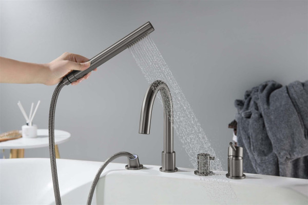 AQ1348BGM ЕВРОПА смеситель на борт ванны на 4 отв., оружейная сталь (шлиф. черный хром). Фото 8