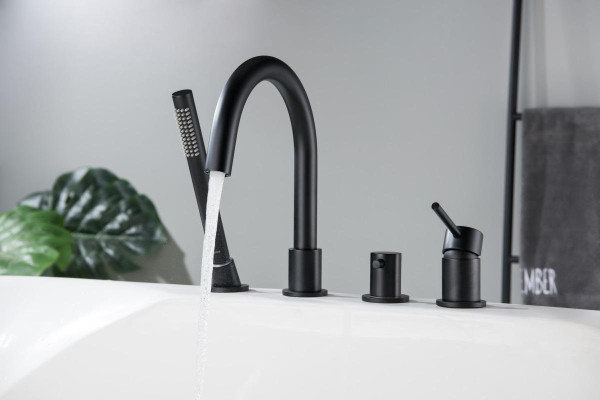 AQ1348MB ЕВРОПА смеситель на борт ванны на 4 отв., матовый черный. Фото 3