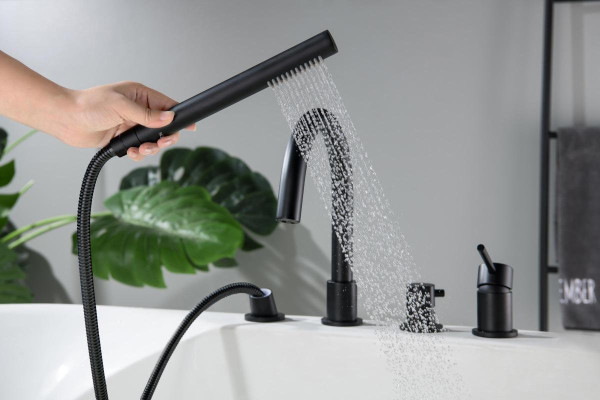 AQ1348MB ЕВРОПА смеситель на борт ванны на 4 отв., матовый черный. Фото 5