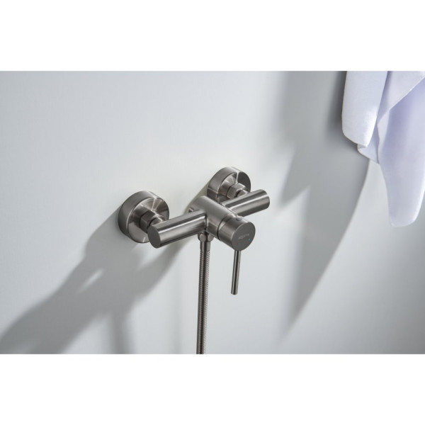 AQ1360BGM ЕВРОПА смеситель для душа, оружейная сталь (шлиф. черный хром). Фото 3