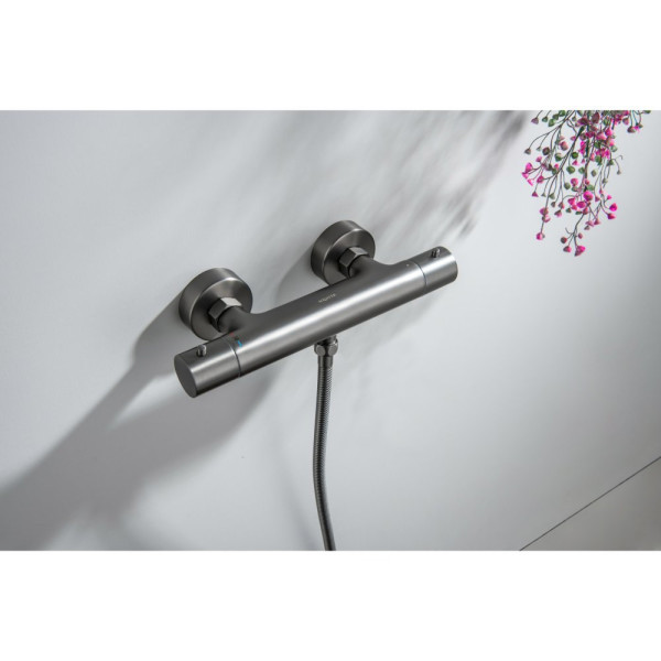 AQ1363BGM ЕВРОПА термостатический смеситель для душа, оружейная сталь (шлиф. черный хром). Фото 3