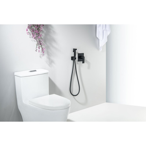 AQ1619MB ЛИБРА набор с гигиеническим душем (смеситель + гигиеническая лейка + шланг + шланговое подсоединение с держателем), матовый черный. Фото 3