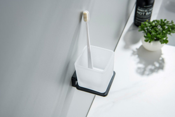 AQ4304MB ЛИБРА стакан с держателем, матовый черный. Фото 3