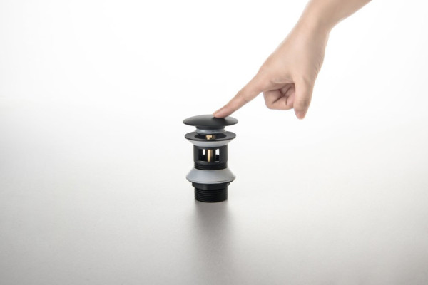 AQ6002MB сливной набор для раковины Push-open с переливом, крышка круглая, матовый черный. Фото 3