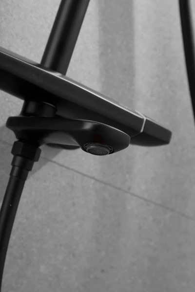 Душевая система с термостатом Rose R3996H, черный. Фото 12