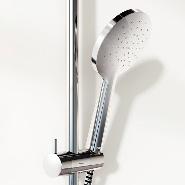 Душевая система с ванно-душевым смесителем. Фото 3