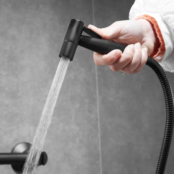 Гигиенический душ со смесителем Shevanik S107H, черный. Фото 6