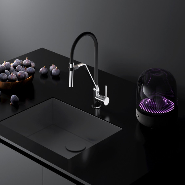 Смеситель для кухни с гибким изливом. Фото 4