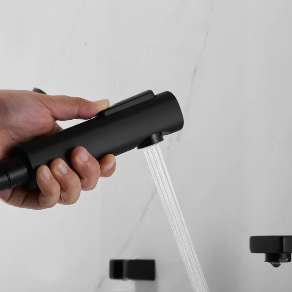 Смеситель для раковины с гигиеническим душем Shevanik S8271H, черный. Фото 3