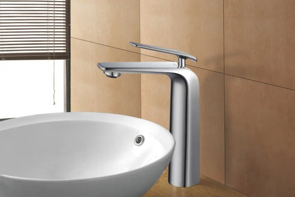 Смеситель для раковины высокий Rose R13 R1311, хром. Фото 3