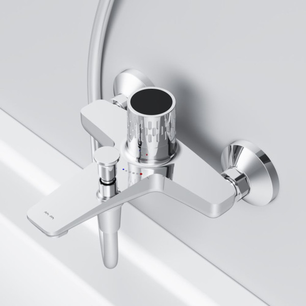 Смеситель для ванны и душа с индикацией температуры. Фото 4