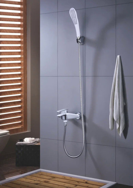 Смеситель для ванны Rose R1302F, белый/хром. Фото 3