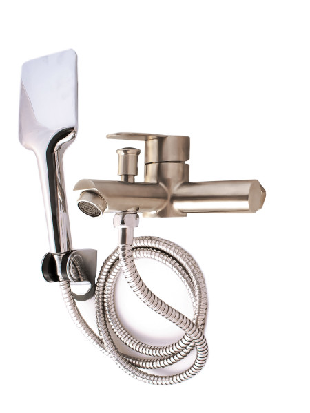 Смеситель для ванны Сантаком StMira 6012. Фото 1