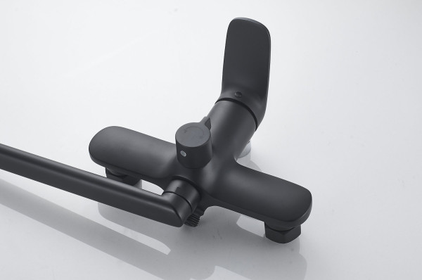 Смеситель для ванны Shevanik S8522H, черный. Фото 5