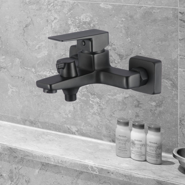 Смеситель для ванны WesnaArt NARCIS NAR06-310BL-25201, черный. Фото 3