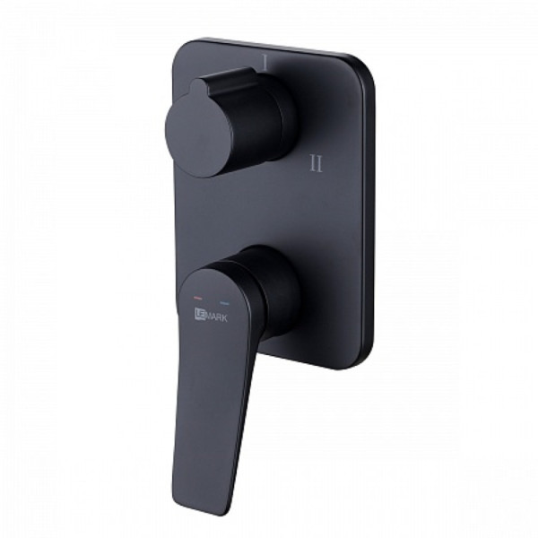Смеситель Lemark Bronx LM3728BL для ванны и душа встраиваемый с 3-функц. дивертором, черный. Фото 1