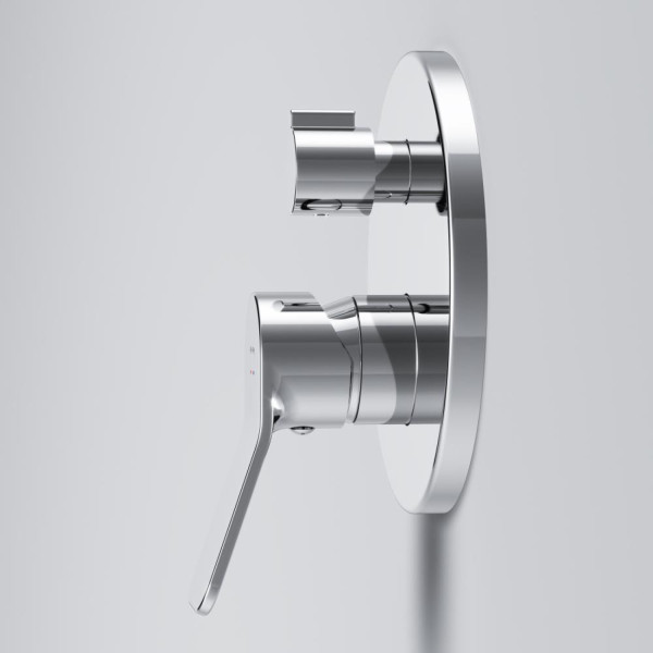 Смеситель монтируемый в стену на 3 потребителя. Фото 4