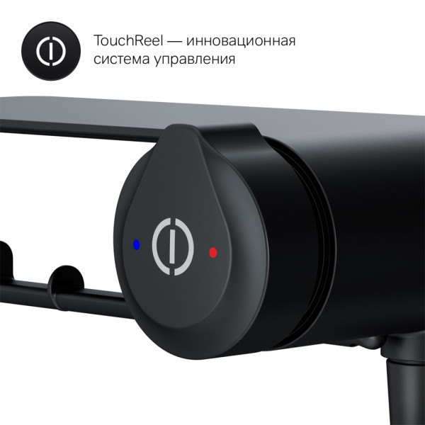 Смеситель TouchReel, монтируемый в стену с гигиеническим душем и полкой. Фото 5
