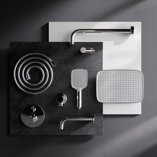 Встраиваемая душевая система со смесителем для ванны и душа с термостатом и душевым набором. Фото 5