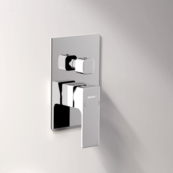 Встраиваемая душевая система со смесителем и изливом. Фото 4